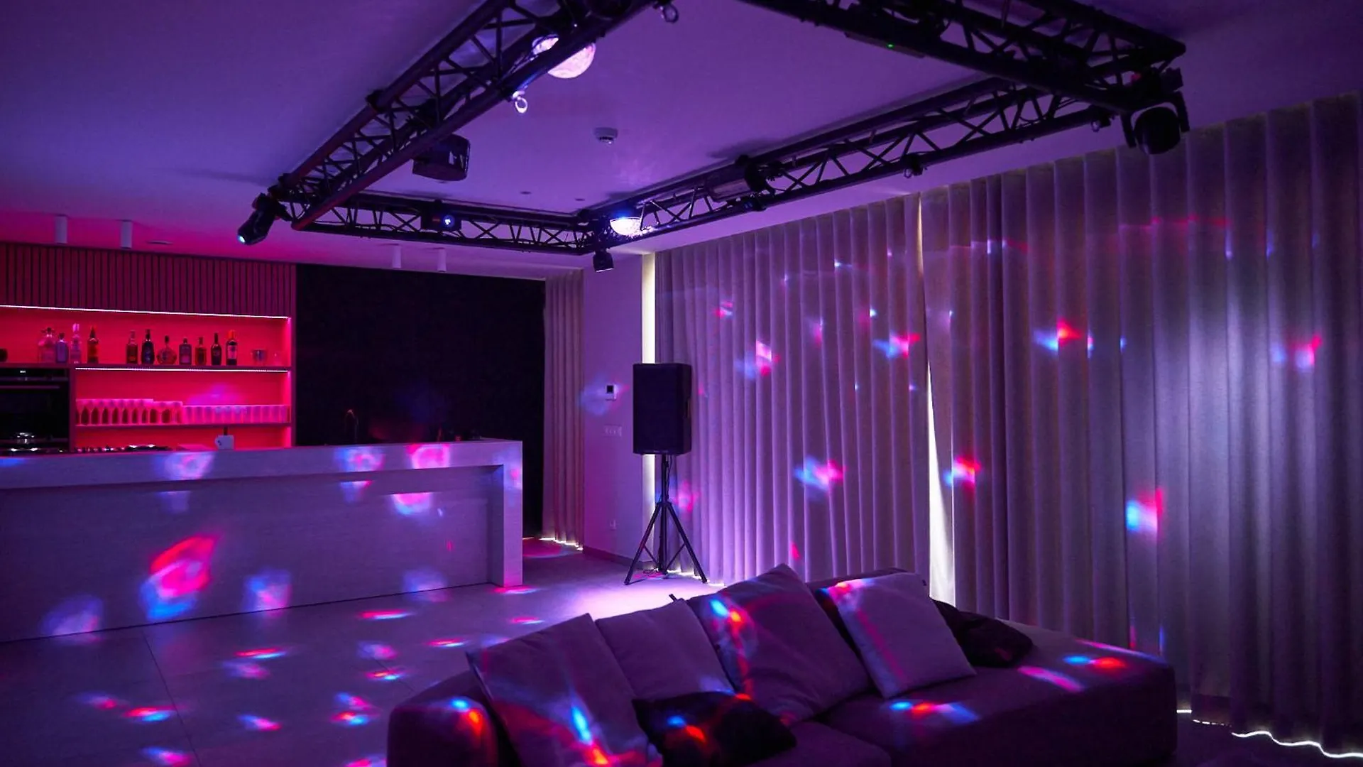 Kaoz Highstreet The Luxury Loft Apartment Hoogstraten