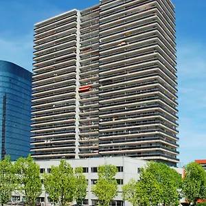 - - - - - Au Sixieme Ciel - - - - - Brussel